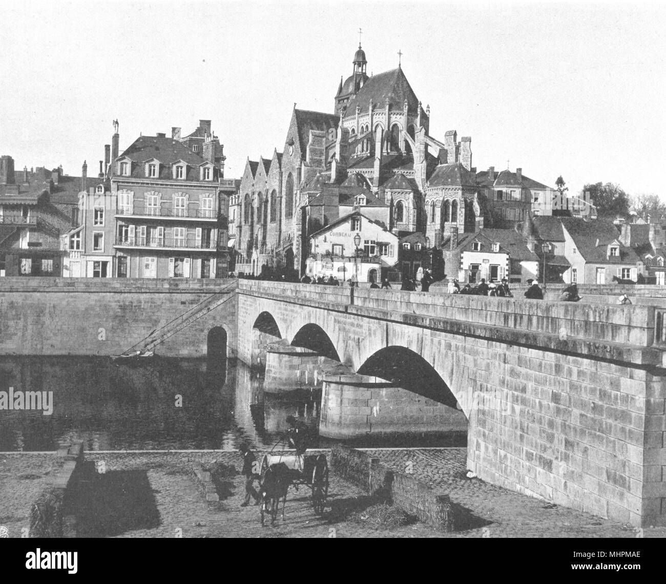 MAYENNE. L'église à Mayenne 1902 antica vintage delle immagini di stampa Foto Stock