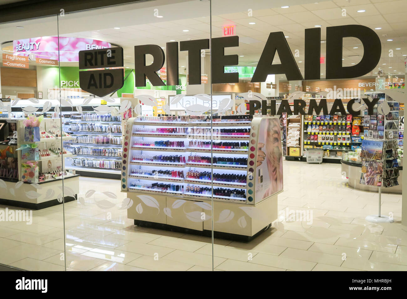Aiuto di rito farmacia in Battery Park City, NYC, STATI UNITI D'AMERICA Foto Stock