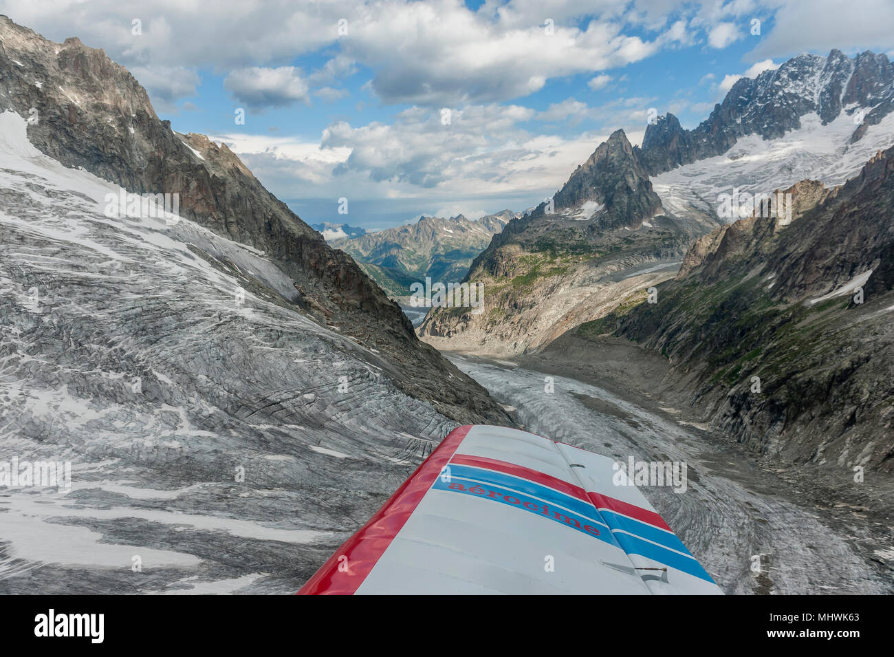 Visite turistiche volo in aeroplano sopra il massiccio del Monte Bianco, regione Rhone-Alpes, Francia Foto Stock