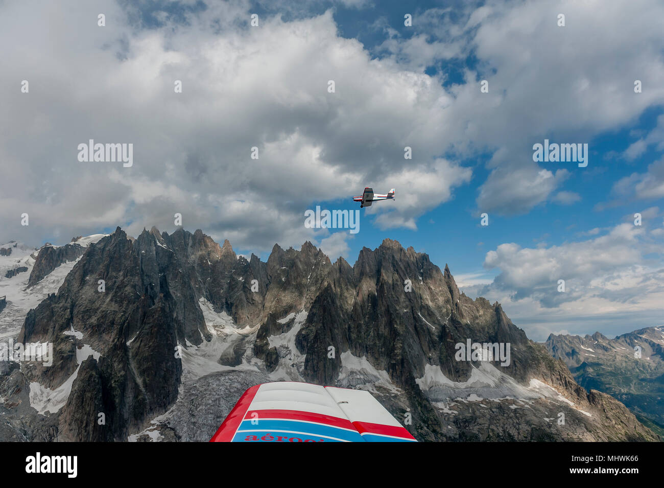 Visite turistiche volo in aeroplano sopra il massiccio del Monte Bianco, regione Rhone-Alpes, Francia Foto Stock