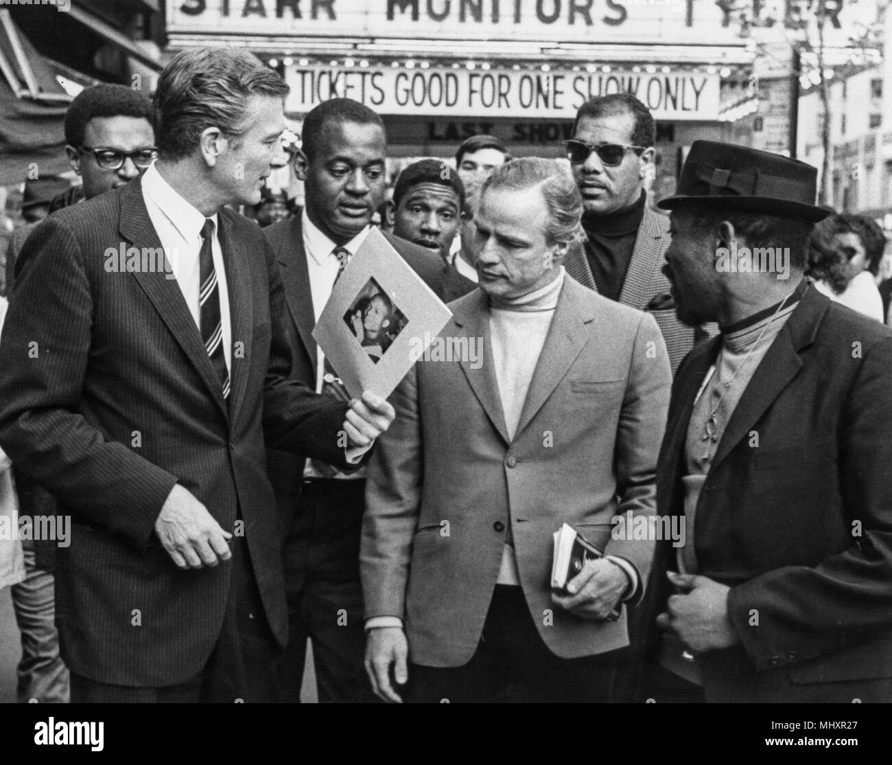 Marlon Brando, john vliet lindsay Harlem, New York, 1968 Foto Stock