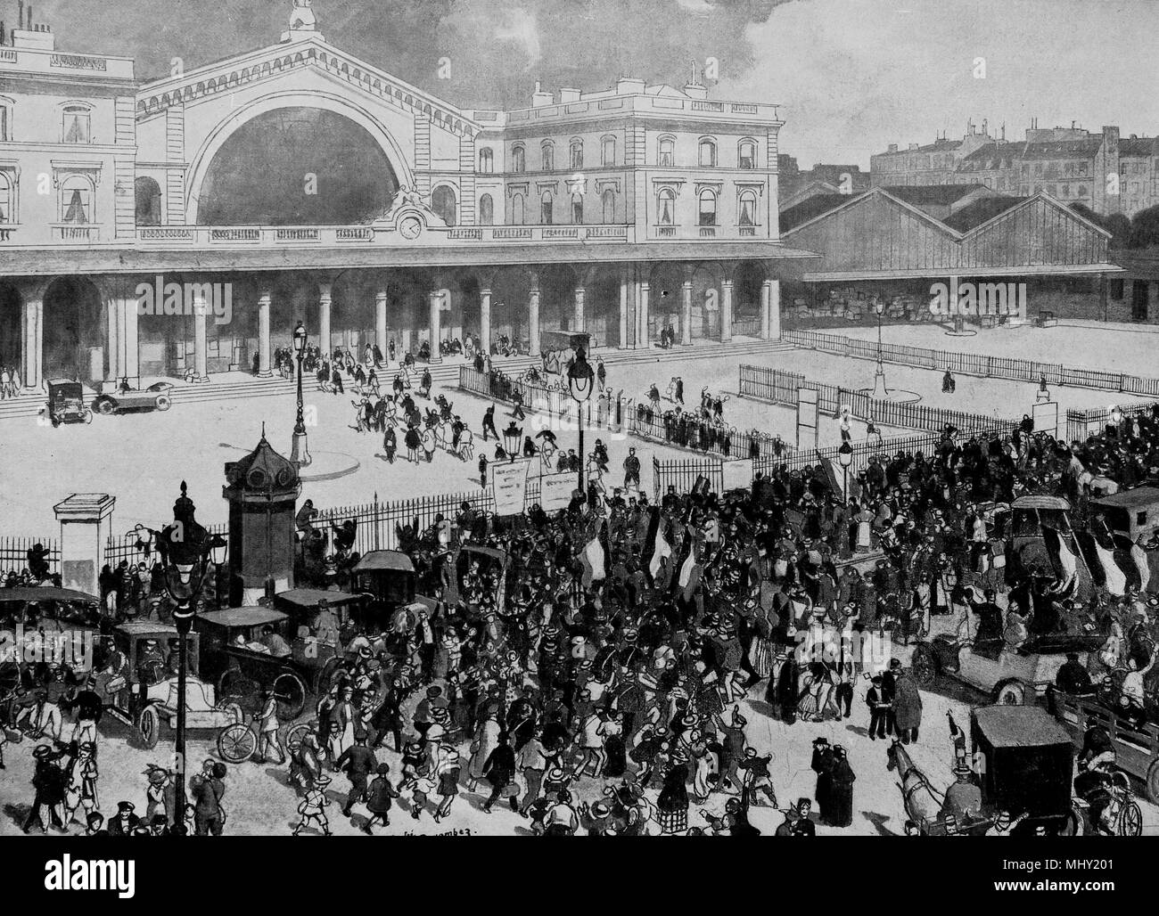 Gare de l' Est della stazione ferroviaria di Parigi, partenza del mobilitati uomini, 1914, Francia Foto Stock