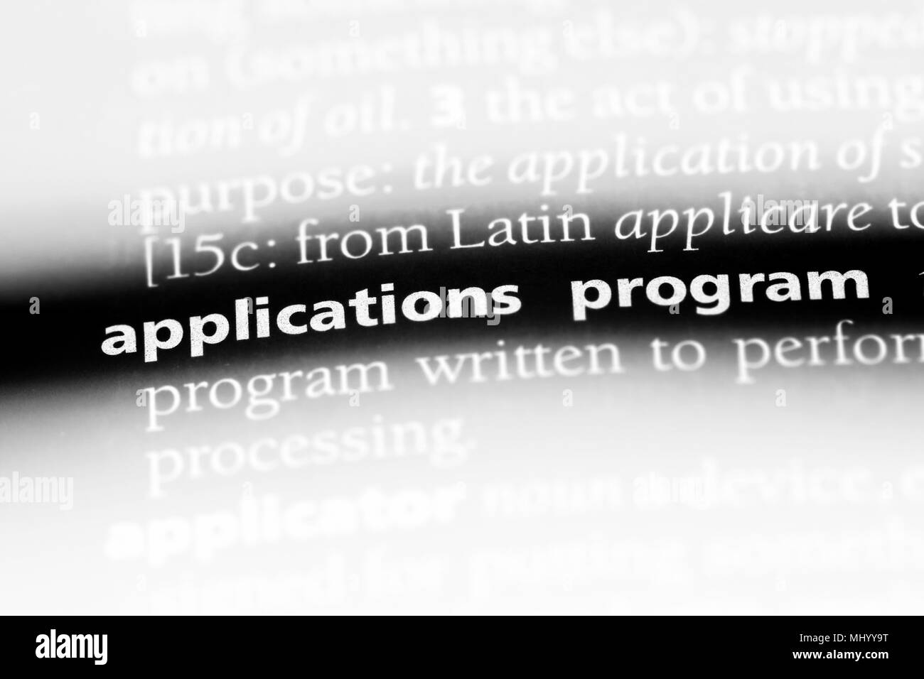 Programma di applicazioni di parola in un dizionario. applicazioni il concetto di programma. Foto Stock