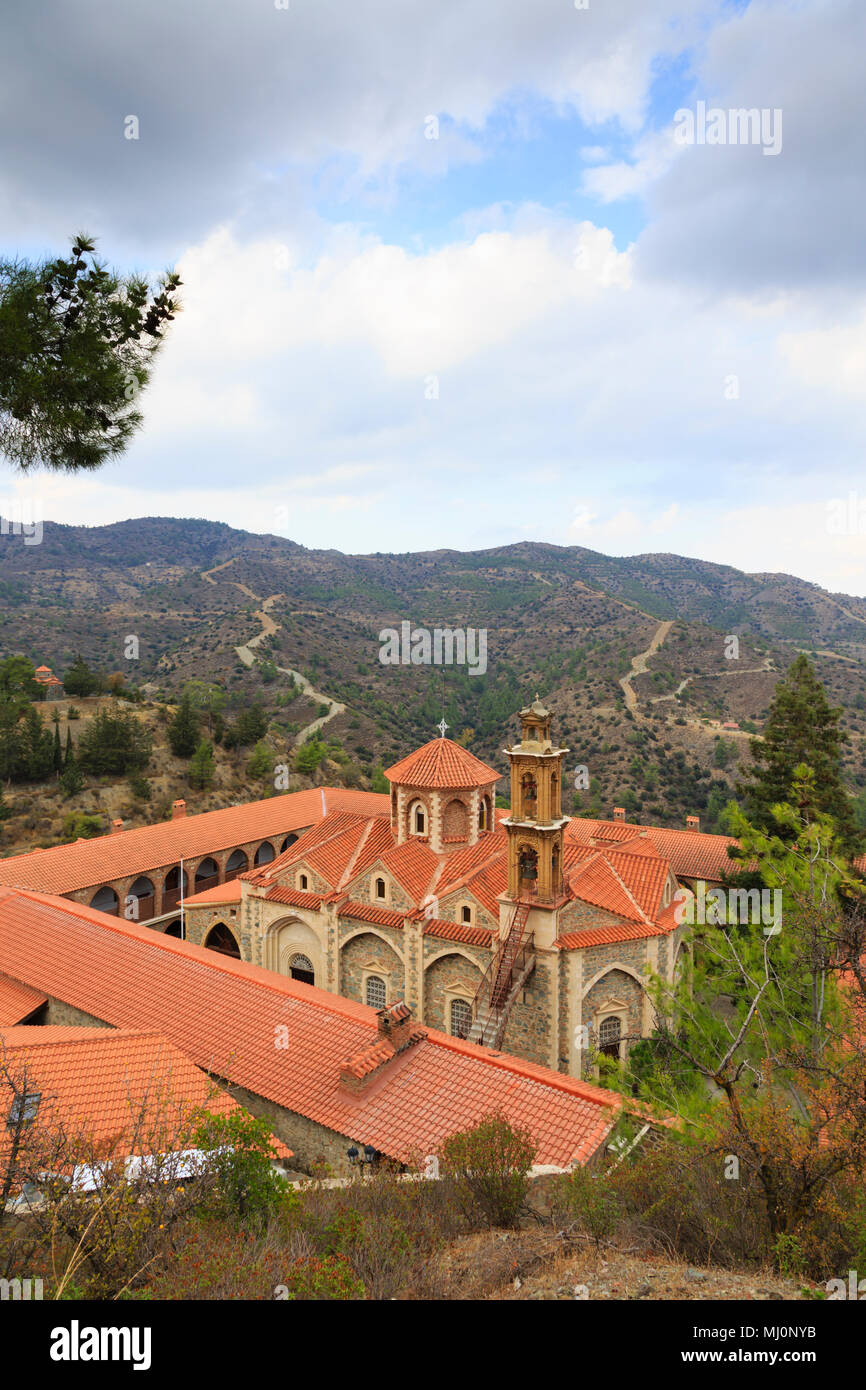 Panagia Machairas monastero sui monti Troodos pedemontana, Cipro. Foto Stock