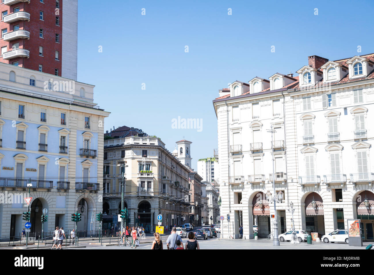 Torino Piemonte, Italia: visite turistiche intorno alla città guardando i suoi monumenti storici, in una giornata di sole Foto Stock