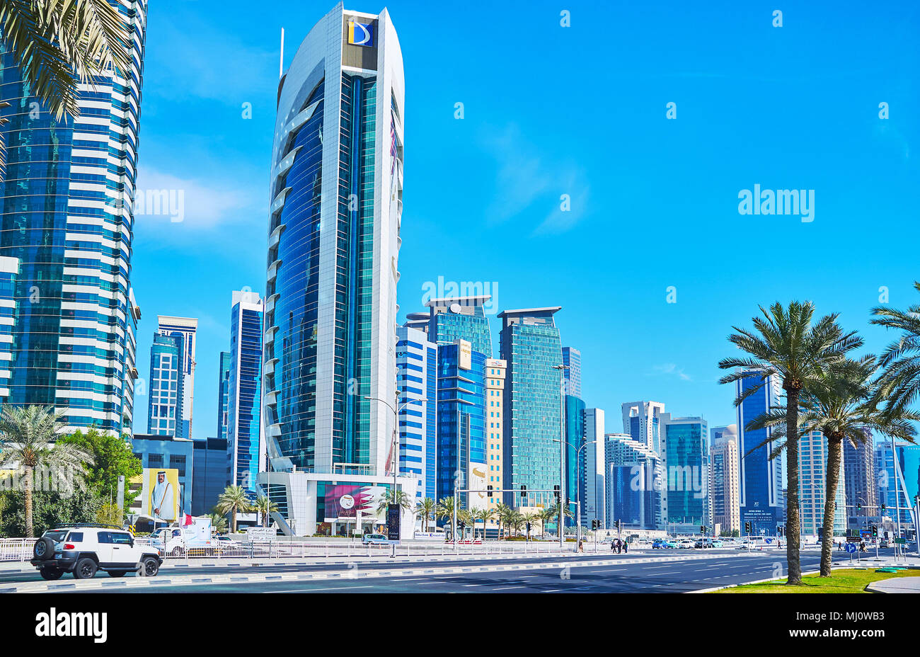 DOHA, Qatar - 13 febbraio 2018: La scena urbana con grattacieli di Al Dafna del distretto di West Bay quartiere, il 13 febbraio a Doha. Foto Stock