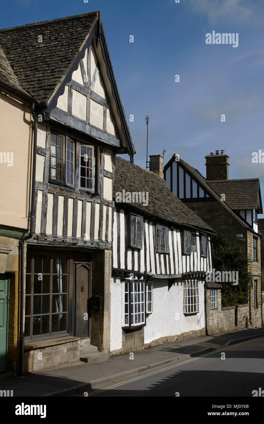 Tudor House sulla high street in Cotswold città di Winchcombe, nel Gloucestershire. Foto Stock