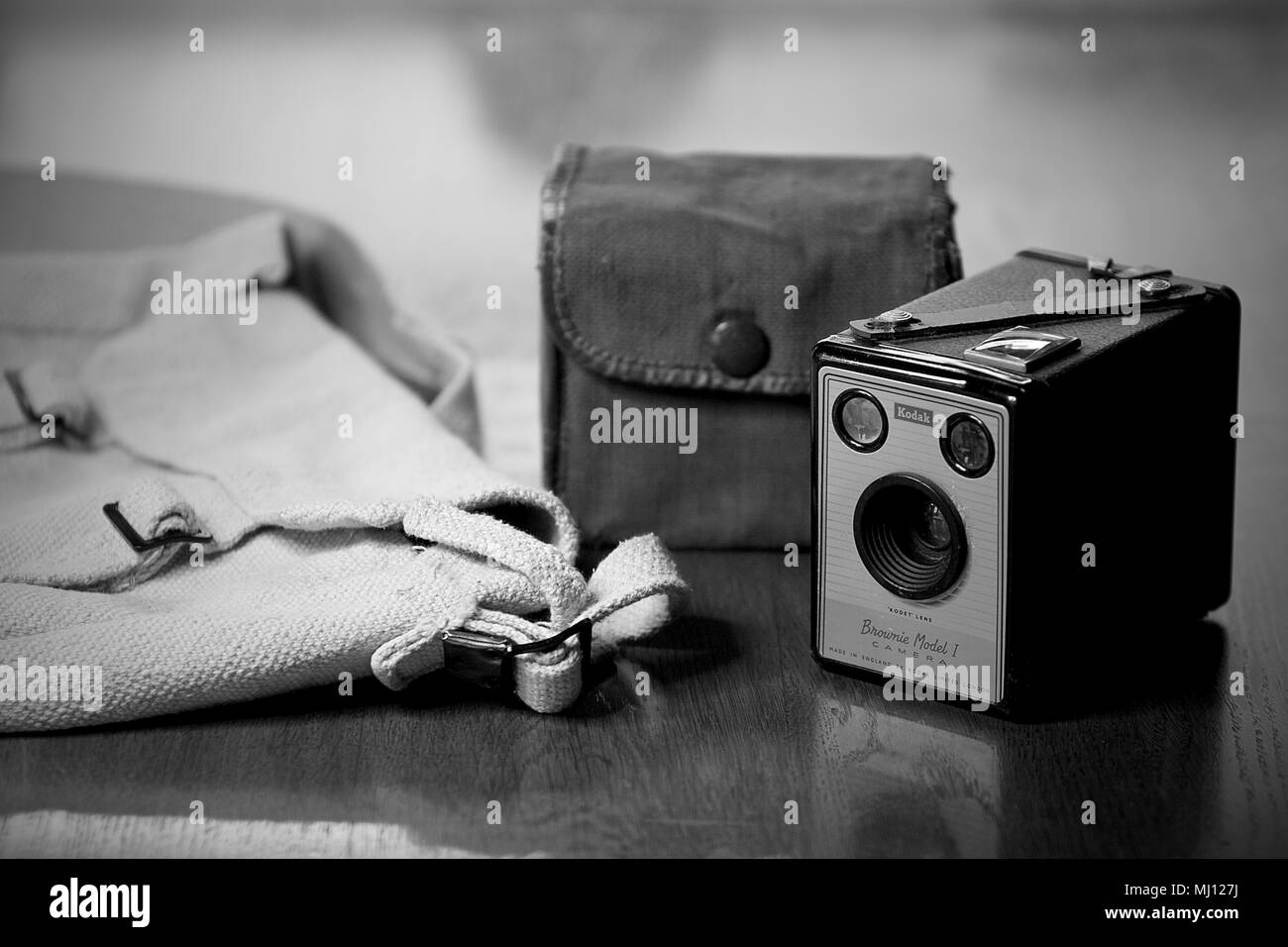Un Kodak Brownie Modello 1 Fotocamera e custodia. Foto Stock