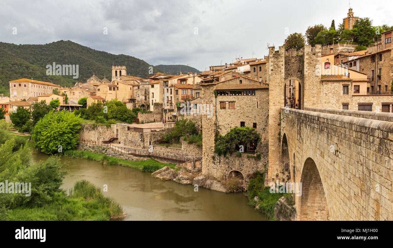 Besalu borgo medioevale in Catalogna, Spagna Foto Stock