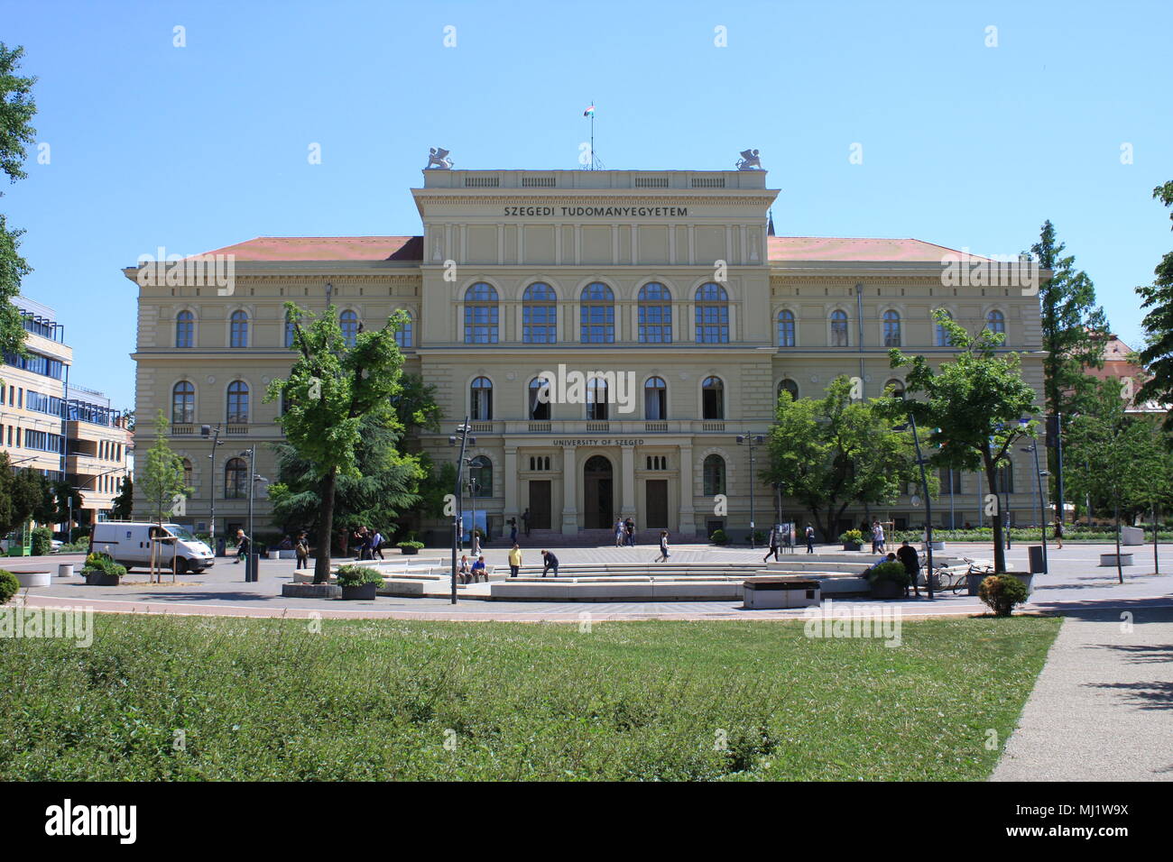 L'Università di Szeged, situato sulla piazza Dugonich. Foto Stock