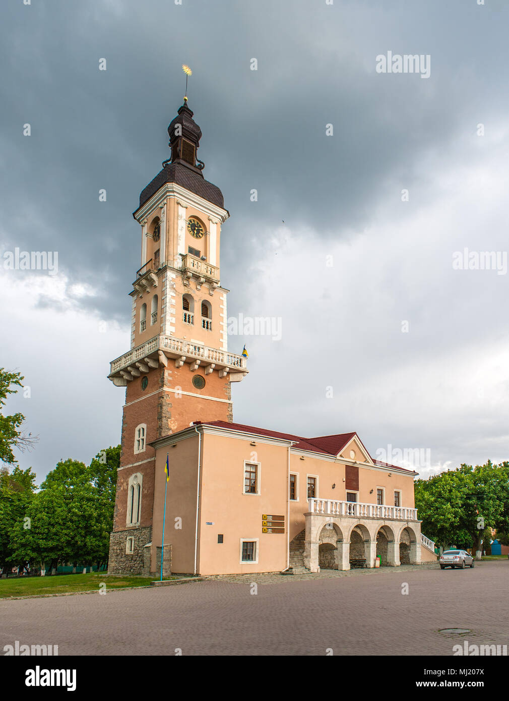 Kamianets-Podilskyi town hall. L'Ucraina Foto Stock