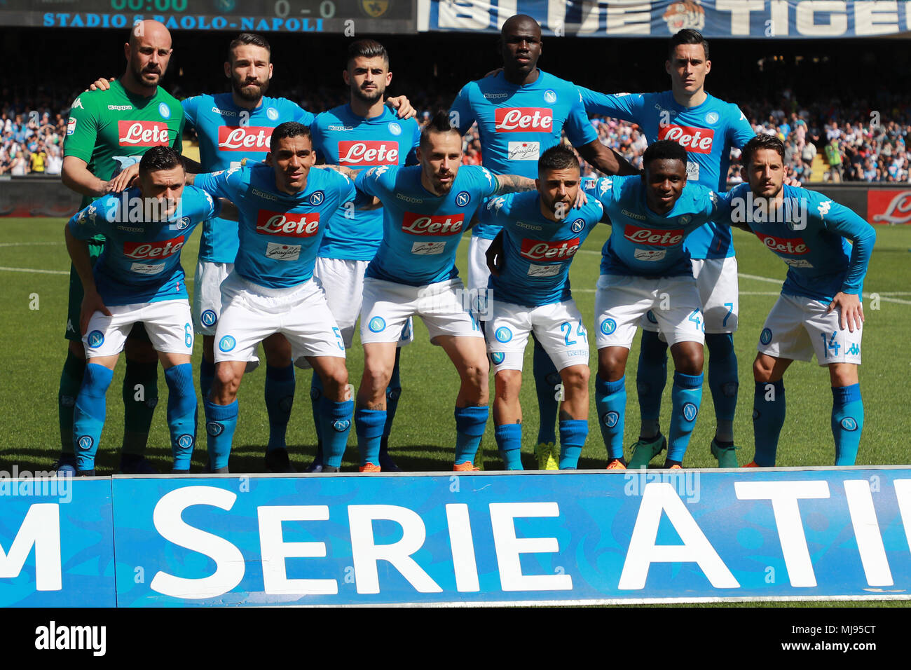 Formazione Napoli, Line Up Team Napoli 18-04-2018 Stadio San Paolo  Campionato di calcio di Serie A 2017/2018 Napoli - Udinese Foto Cesare  Purini / Ins Foto stock - Alamy