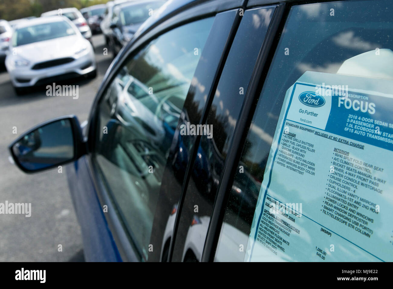 Ford Fiesta, messa a fuoco e la fusione di autoveicoli su un concessionario molto in Seaford, Delaware, il 29 aprile 2018. Foto Stock