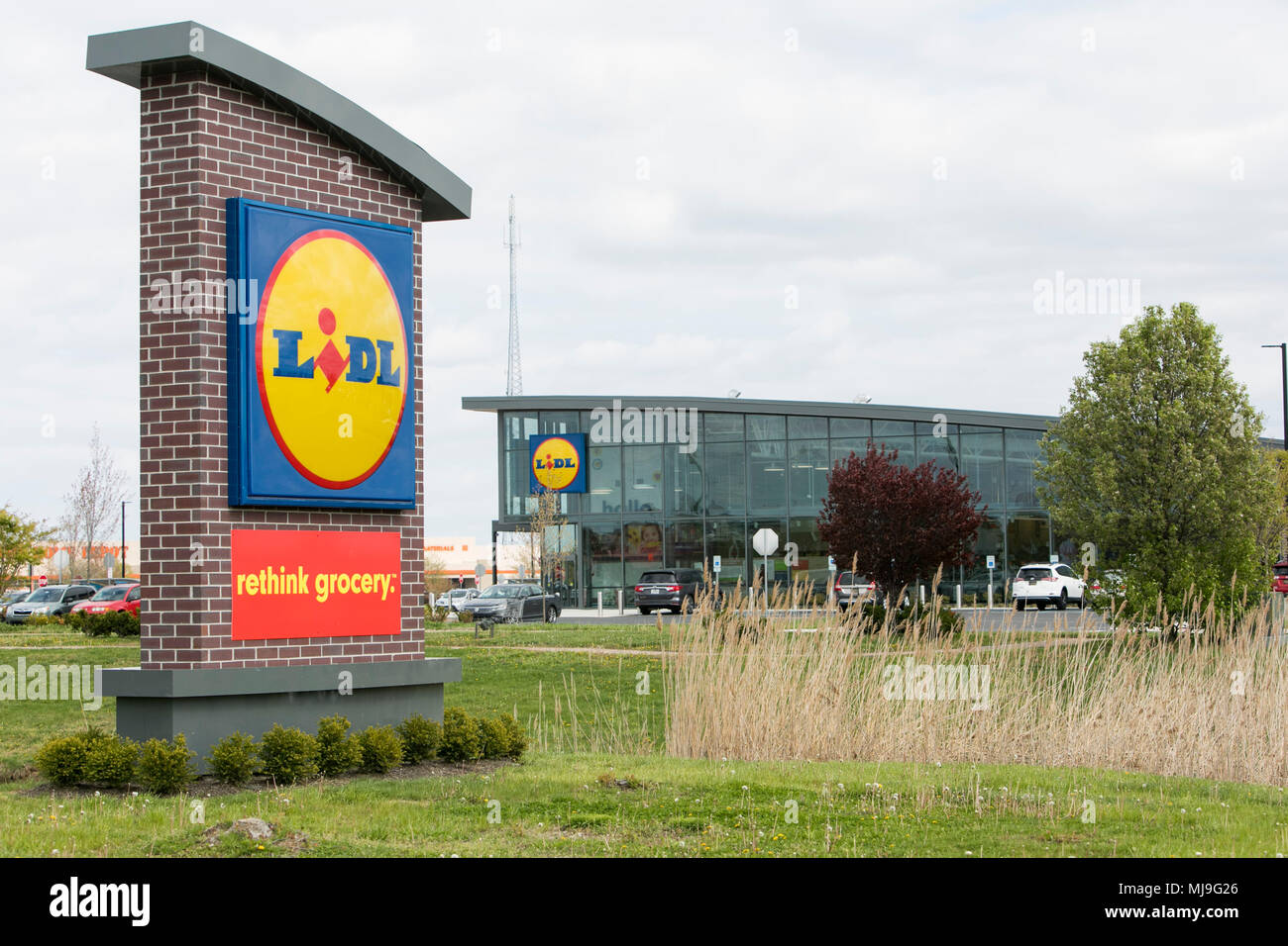 Un segno del logo al di fuori di un supermercato Lidl retail store di Middletown, in Delaware, il 29 aprile 2018. Foto Stock