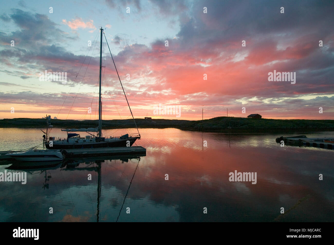 Sonnenuntergang Insel Lovund in Norwegen Foto Stock