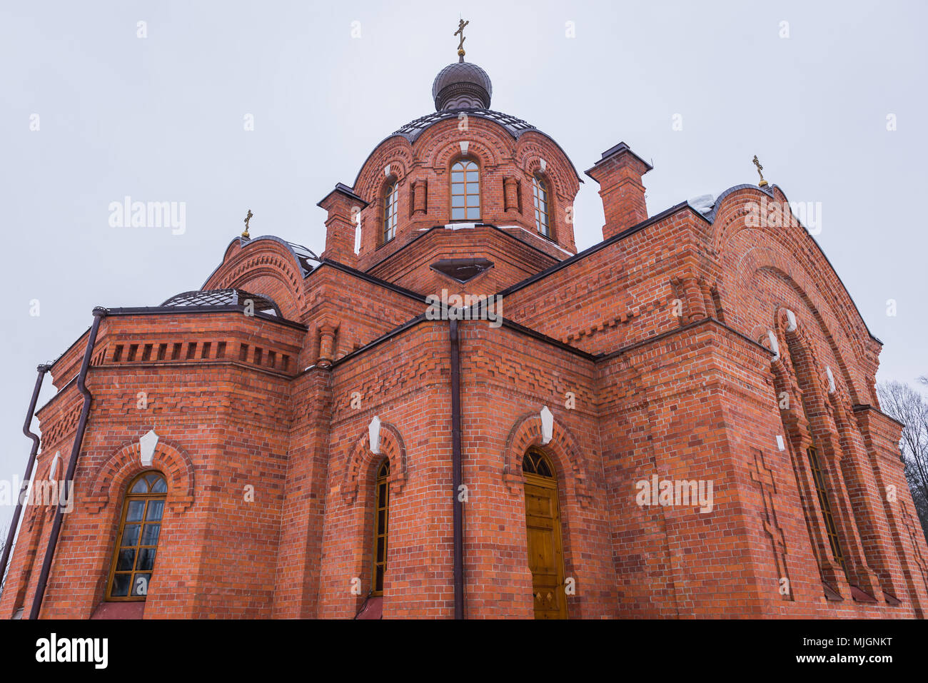 Chiesa ortodossa di San Nicola in Bialowieza villaggio situato nel mezzo della foresta di Bialowieza, Voivodato Podlaskie di Polonia Foto Stock