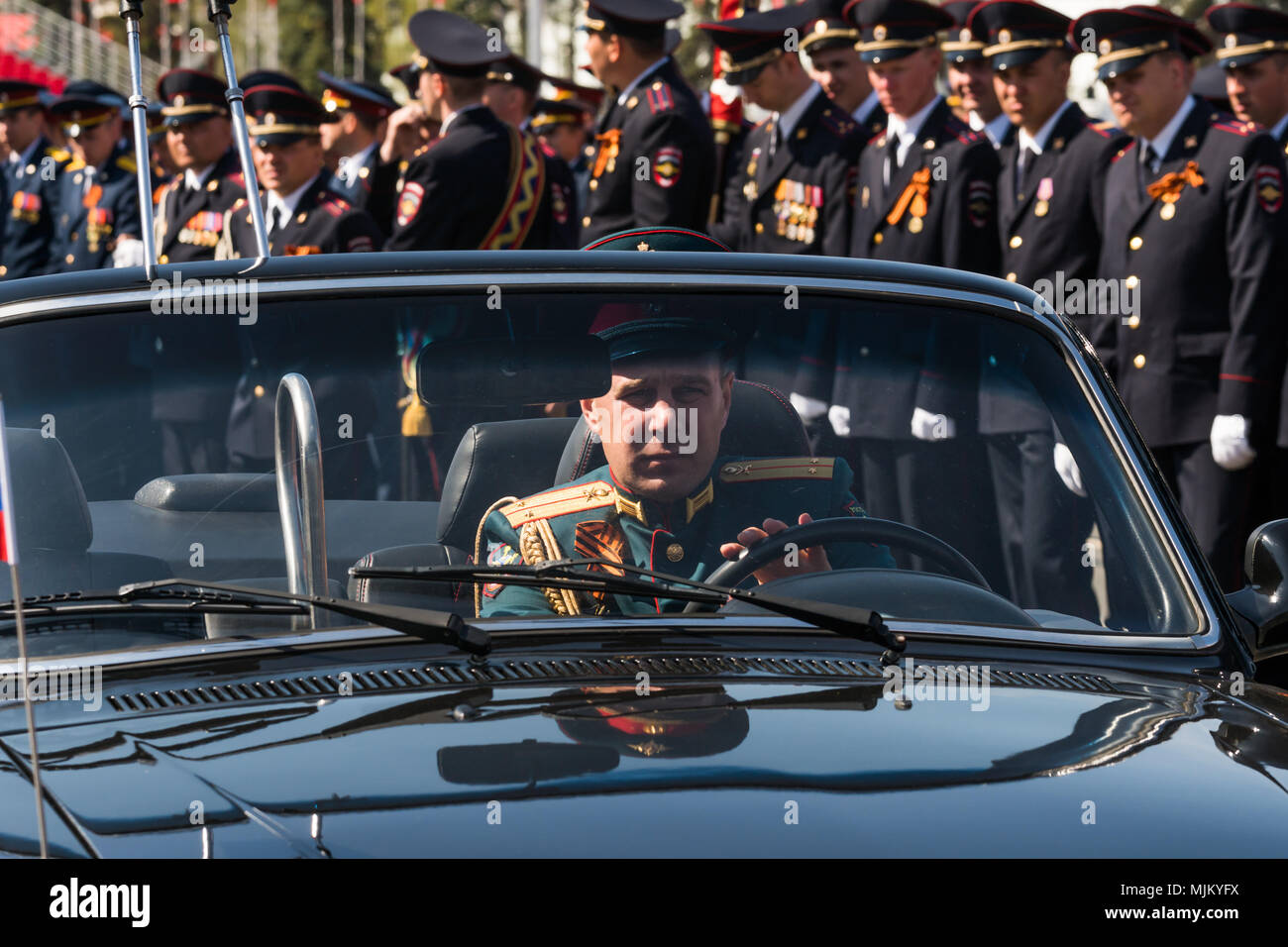 SAMARA - maggio 5: Prove abito di parata militare durante la celebrazione della Giornata della vittoria nella Grande Guerra Patriottica - soldati russi marciano sul Foto Stock
