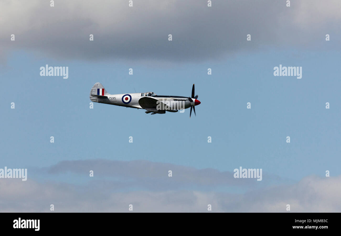 Spitfire PR XIX a Biggin Hill Airshow di Foto Stock