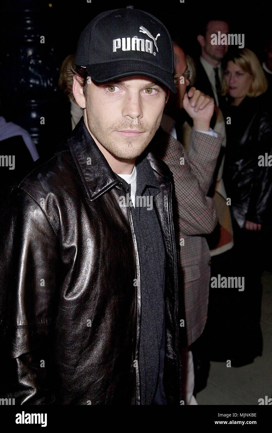 12 ott 2000, Los Angeles, California, Stati Uniti d'America --- didascalia originale: Pay it Forward Premiere si è tenuto presso la Academy of Motion Picture in Los Angeles. --- ' Tsuni / - 'Stephen Dorff Stephen Dorff una persona, verticale, migliori della vita di Hollywood, evento nella vita di Hollywood - California, tappeto rosso Evento, verticale, STATI UNITI D'AMERICA, industria cinematografica, celebrità, fotografia, Bestof, arte cultura e intrattenimento, , , Topix Foto Stock