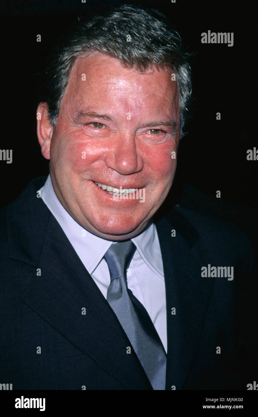 Ritratto di William Shatner --- ' Tsuni / - 'William Shatner William Shatner una persona, verticale, migliori della vita di Hollywood, evento nella vita di Hollywood - California, tappeto rosso Evento, verticale, STATI UNITI D'AMERICA, industria cinematografica, celebrità, fotografia, Bestof, arte cultura e intrattenimento, , , Topix Foto Stock