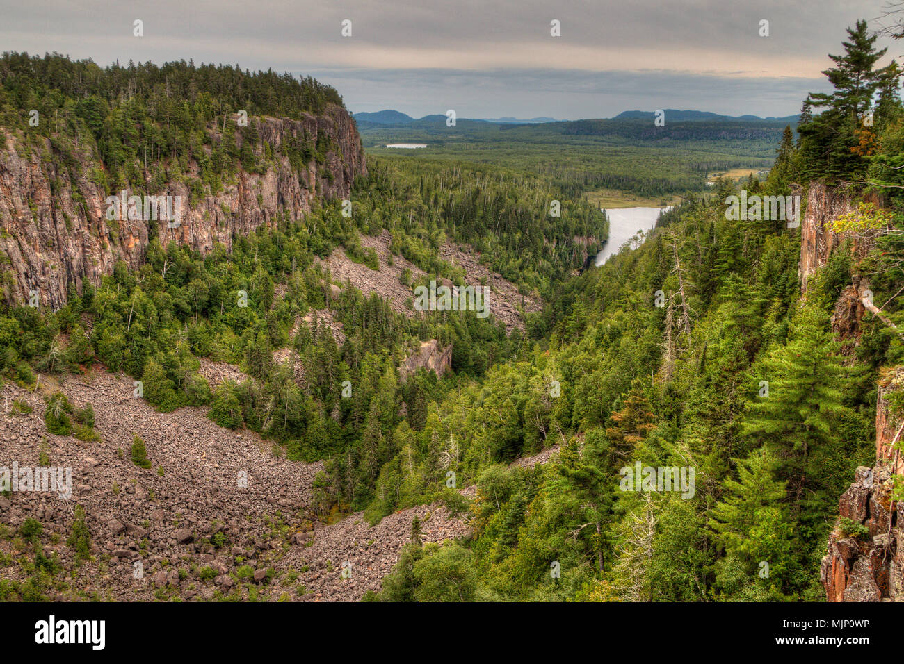 Ouimet canyon è un parco provinciale in Ontario del nord da Thunder Bay Foto Stock