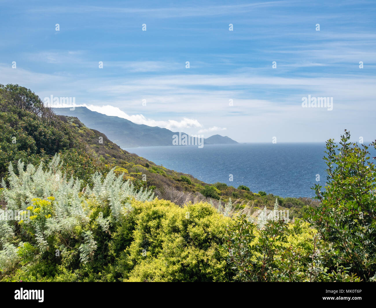 La costa ovest della Sardegna nella stagione primaverile Foto Stock