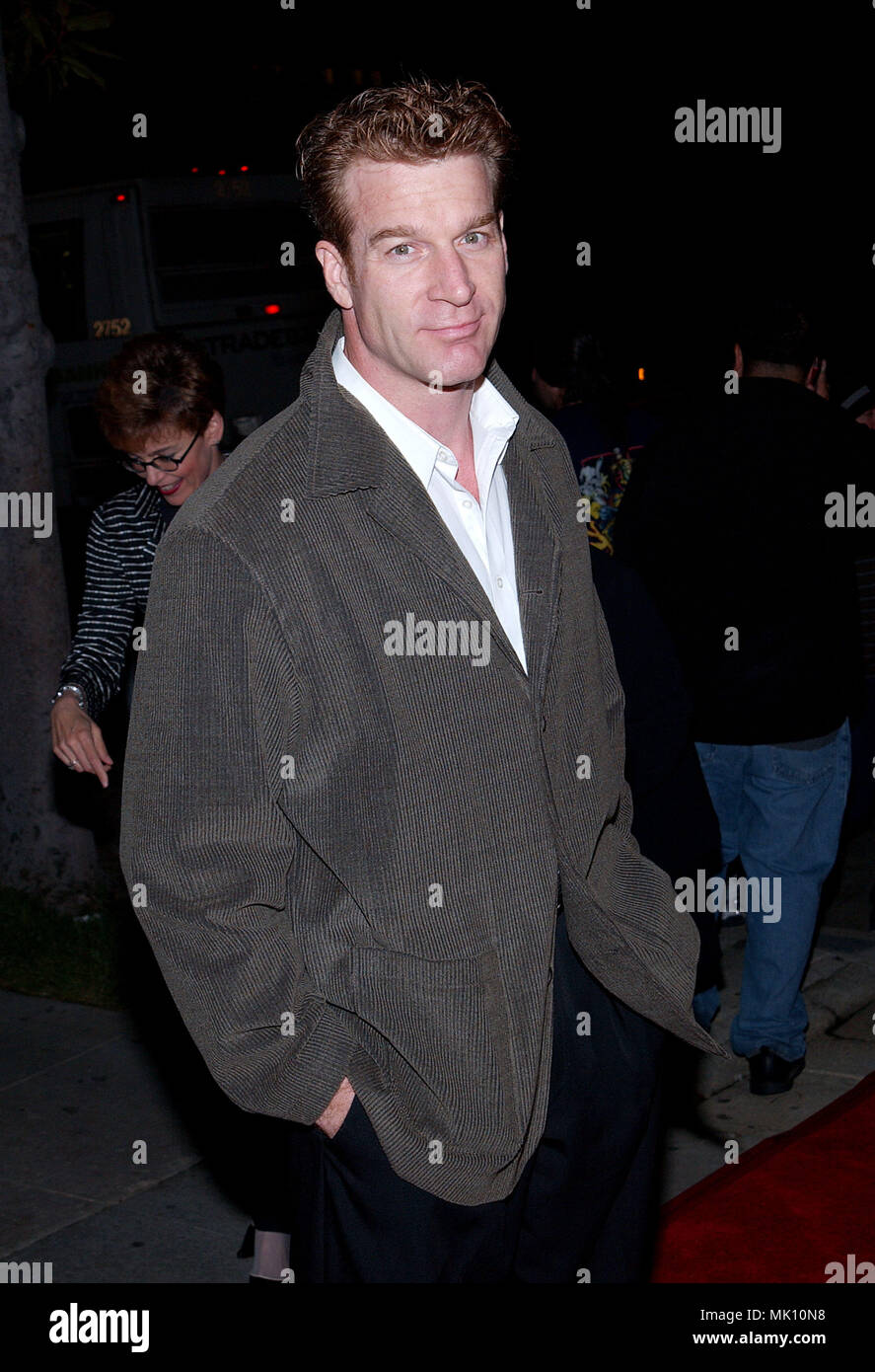 Kevin Kilner arrivando al Unexpeted uomo al Geffen Playhouse di Los Angeles. Settembre 19, 2001. © Tsuni - KilnerKevin03.jpgKilnerKevin03 evento nella vita di Hollywood - California, tappeto rosso Evento, verticale, STATI UNITI D'AMERICA, industria cinematografica, celebrità, fotografia, Bestof, arte cultura e intrattenimento, Topix celebrità moda / dal tappeto rosso-, una persona, verticale, migliori della vita di Hollywood, evento nella vita di Hollywood - California, moquette rossa e dietro le quinte, USA, industria cinematografica, celebrità, movie celebrità, personaggi televisivi, musica celebrità, fotografia, Bestof, arti C Foto Stock