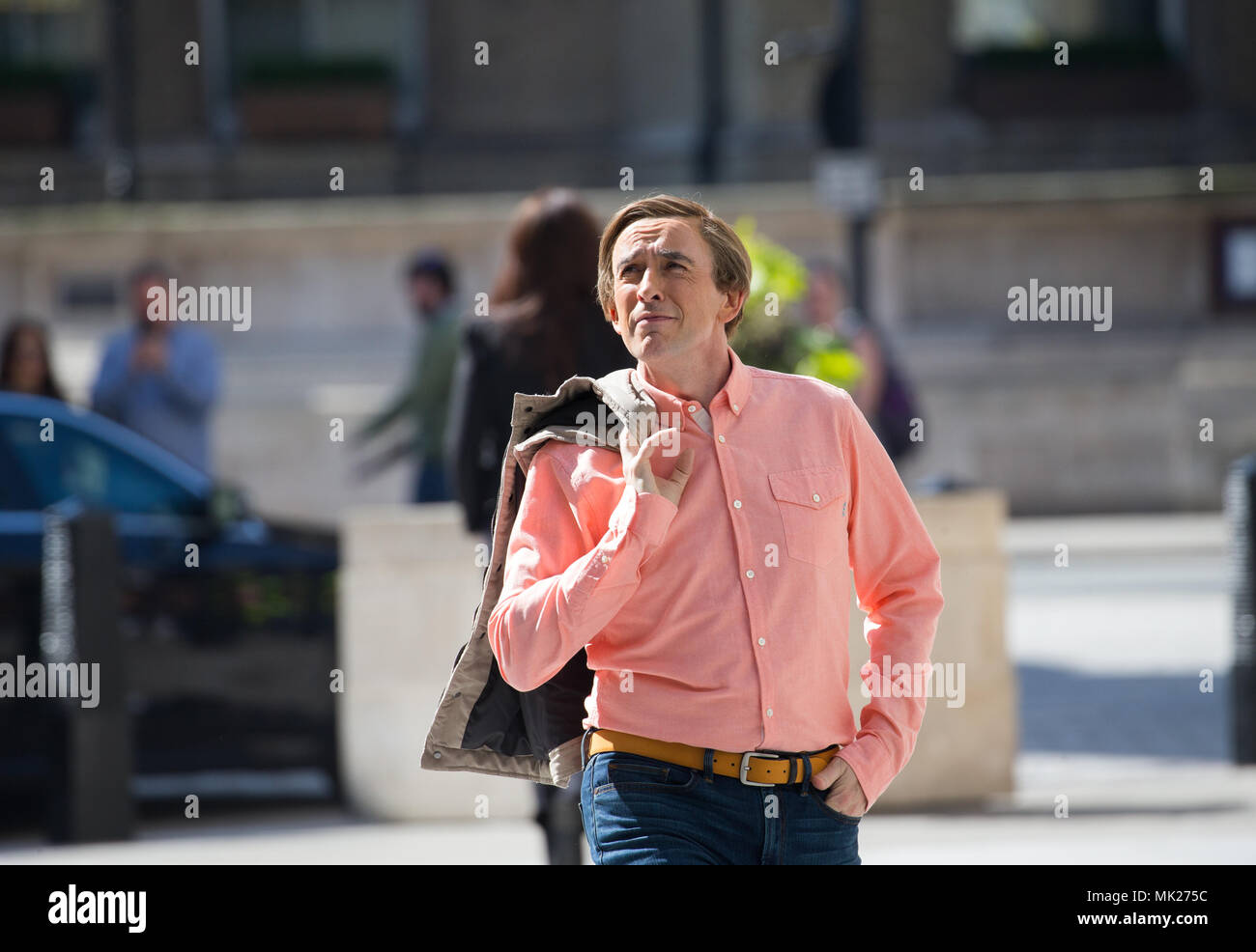 Riprese di Alan Partridge, interpretato dall'attore Steve Coogan, una parodia della televisione britannica personalità, come un inetto televisione e radio presenter Foto Stock