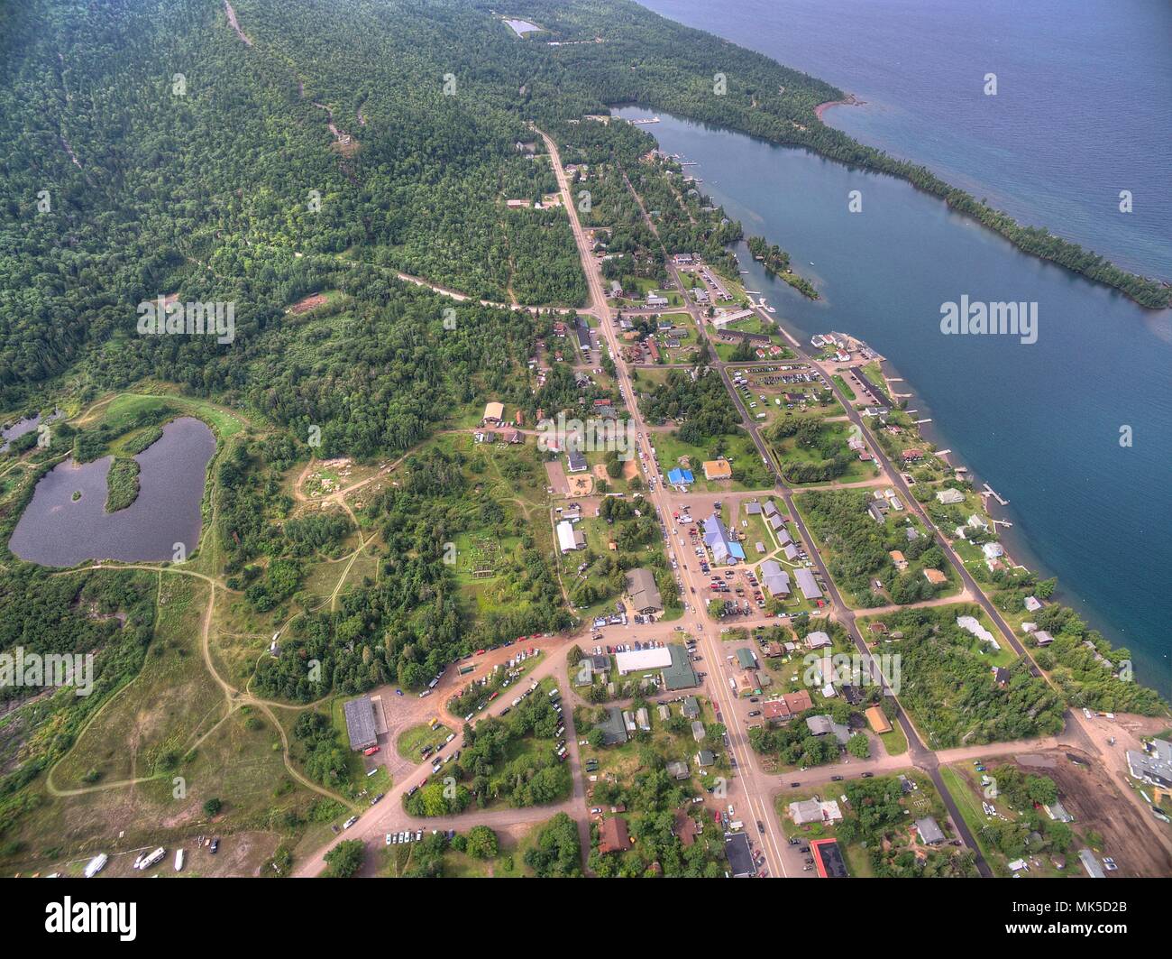 Porto di rame nel nord della Penisola Superiore del Michigan. durante il periodo estivo via Drone Foto Stock