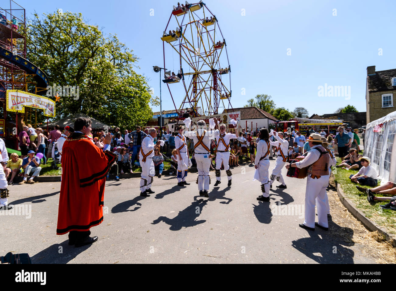 Raggiungere, Cambridgeshire, Regno Unito. Il 7 maggio, 2018. Devils Dyke Morris uomini dancing at annuale di raggiungere la fiera. Il 7 maggio 2018. Credito: Mark Bullimore/Alamy Live News Foto Stock