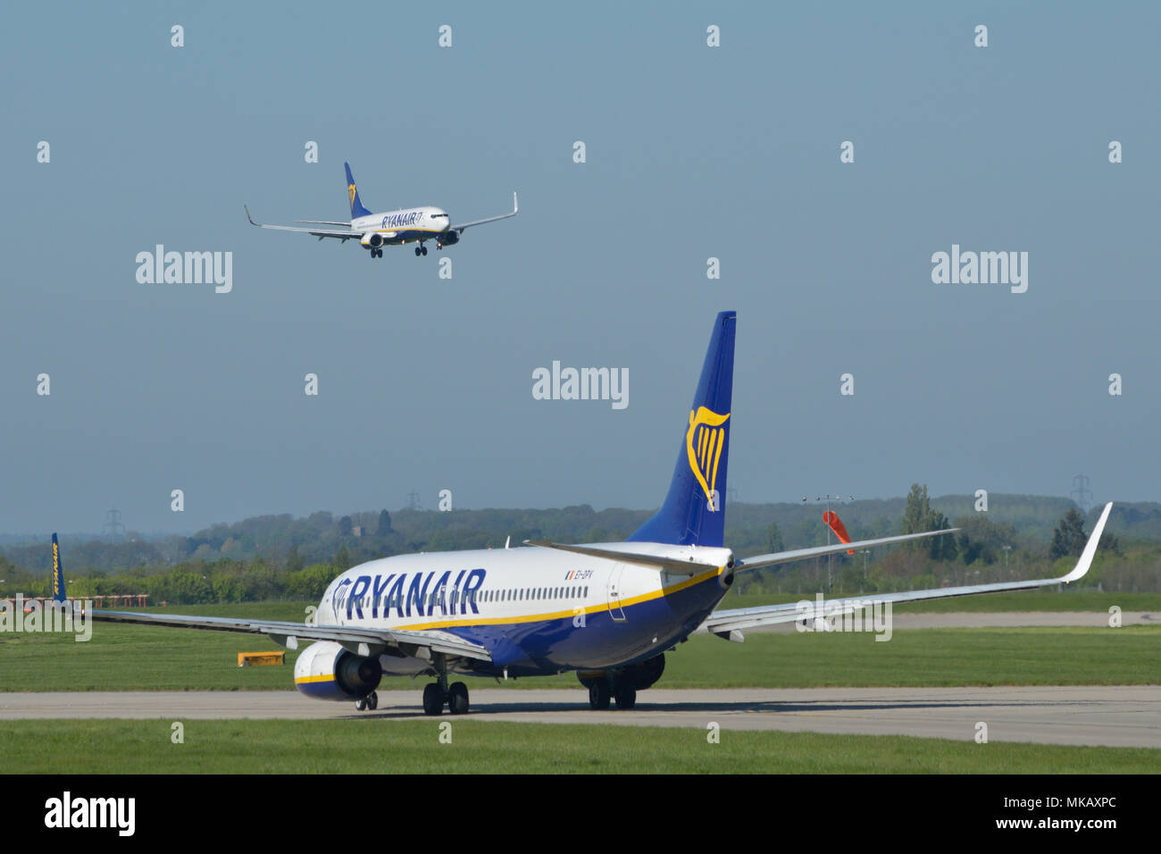 Aereo ryaniar immagini e fotografie stock ad alta risoluzione - Alamy