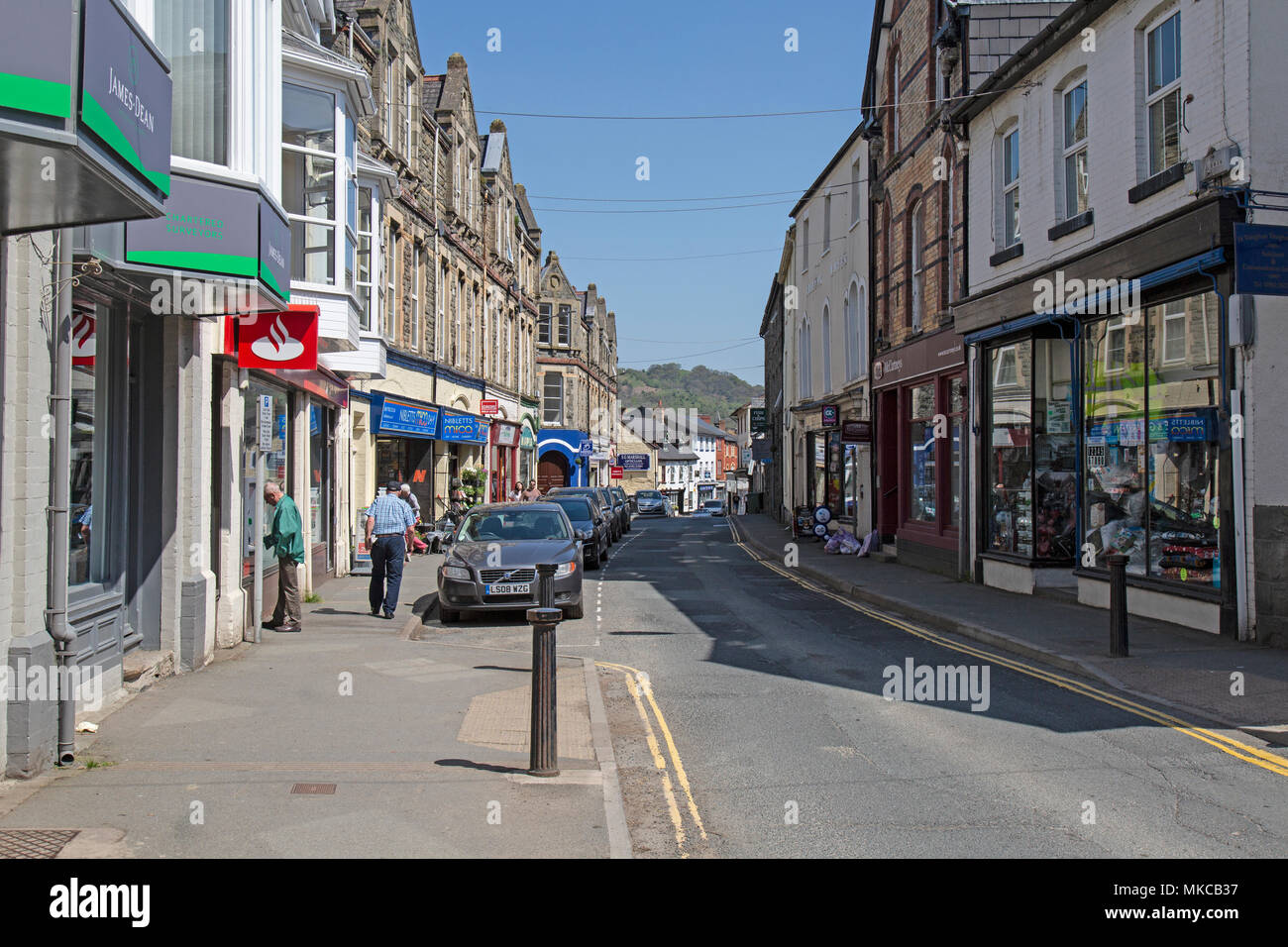 Street nel centro di Builth Wells nella contea di Powys in Galles. Foto Stock