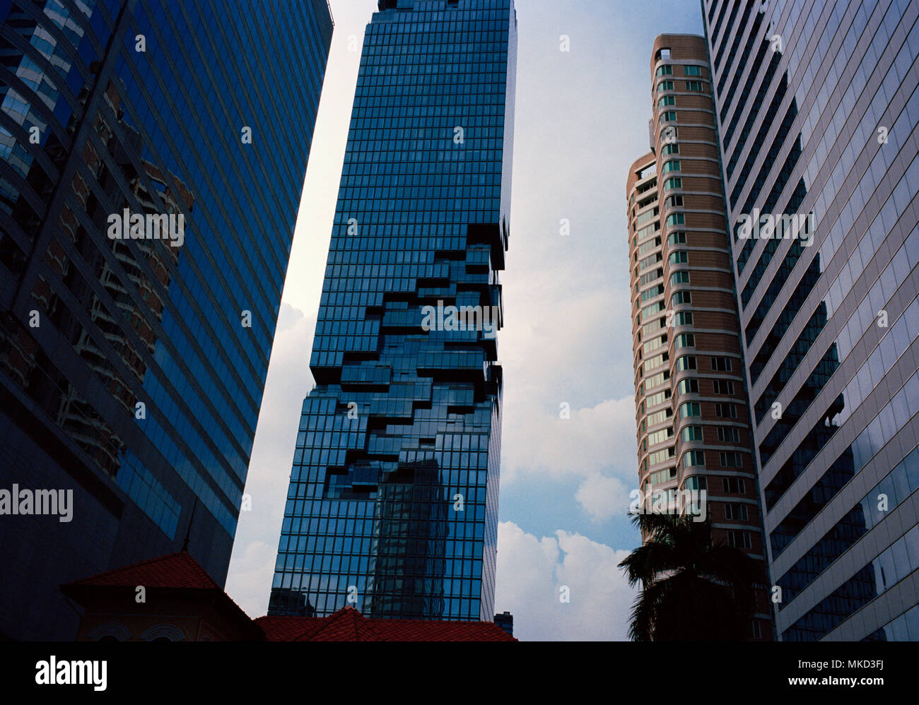 Edificio di Bangkok - Corporate architettura moderna edifici di Bangkok in Thailandia nel sud-est asiatico in Estremo Oriente. Il capitalismo Business Travel Foto Stock