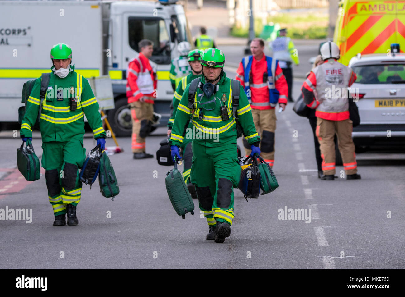 18 Aprile 2018 - Greater Manchester polizia evacuati Princess Street e strade circostanti dopo la quantità di sostanze chimiche instabili sono stati trovati in un laboratorio Foto Stock
