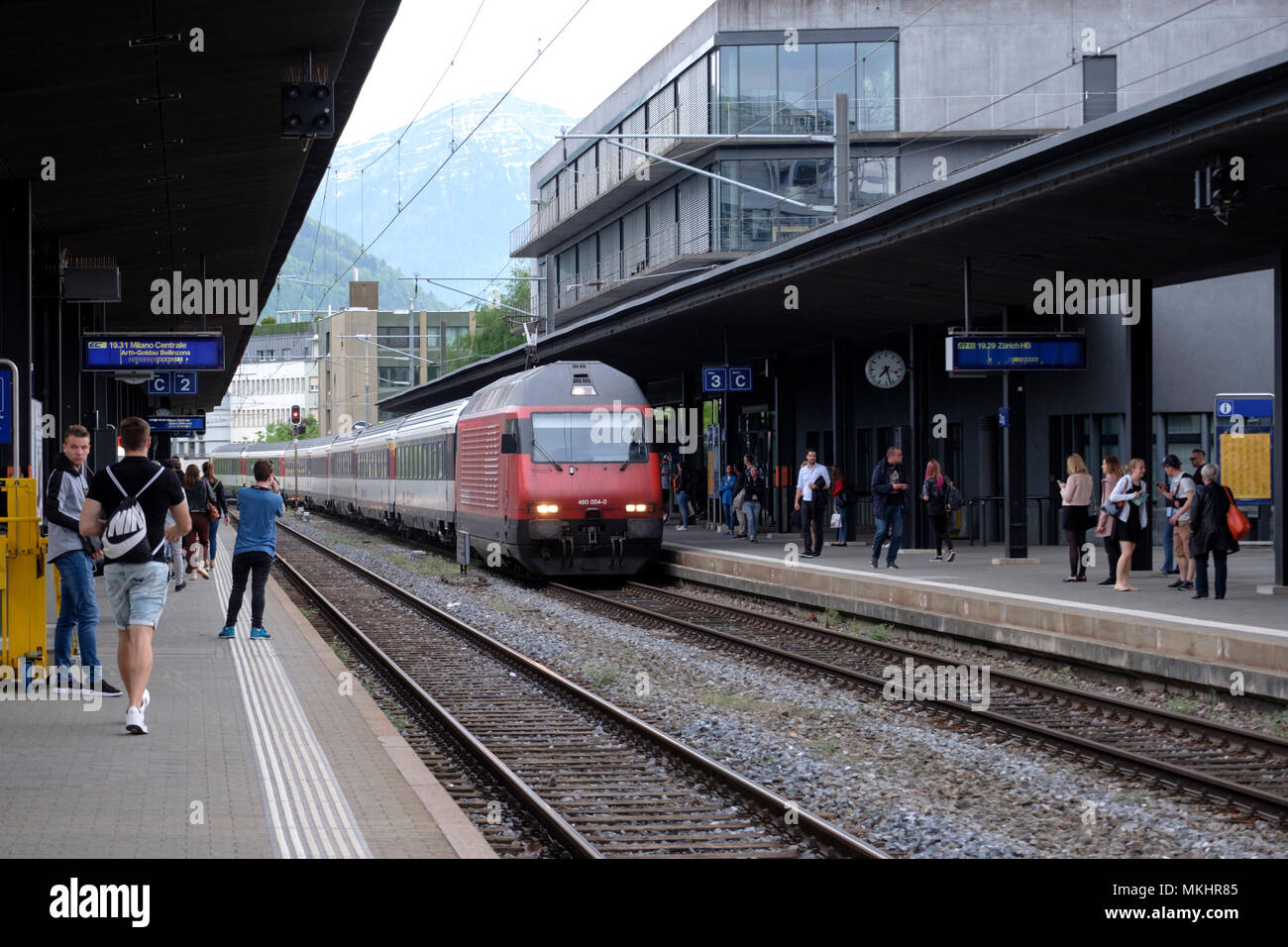 Zugo Bahnof stazione ferroviaria in Zug, Svizzera, Europa Foto Stock