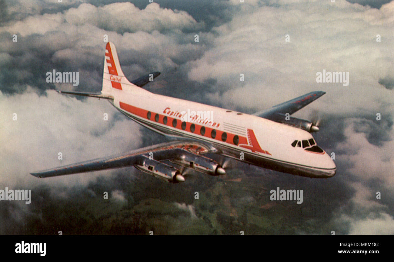 Aeroplano E NUVOLE Foto Stock