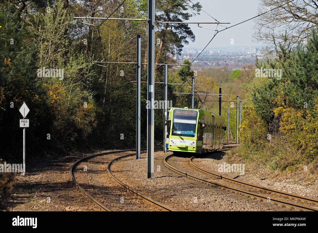 Il tram coming up Shirley Colline Foto Stock