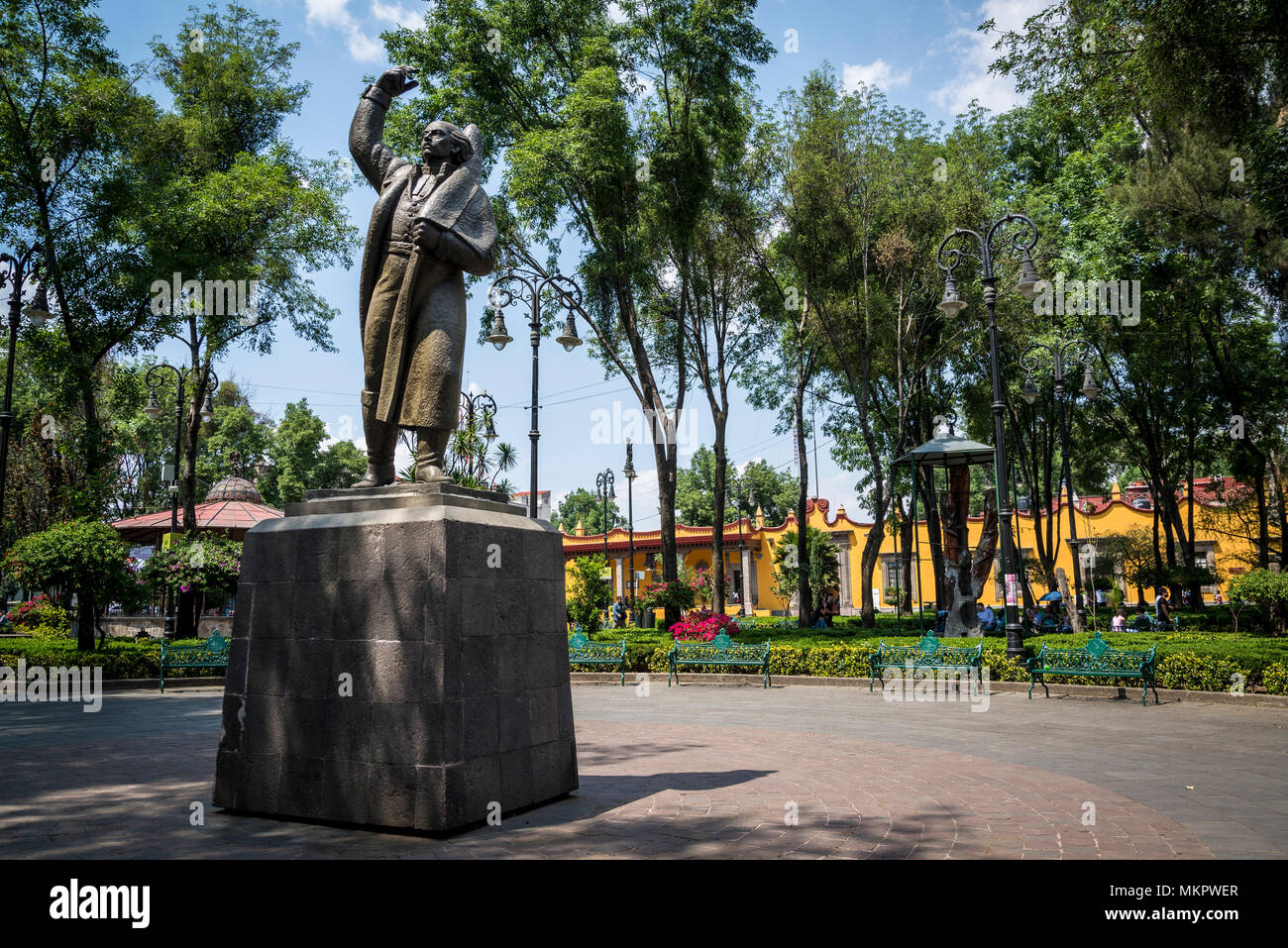 Statua di Higaldo a Plaza Hidalgo, chiamato anche Giardino Hidalgo, Coyoacan, Città del Messico, Messico Foto Stock