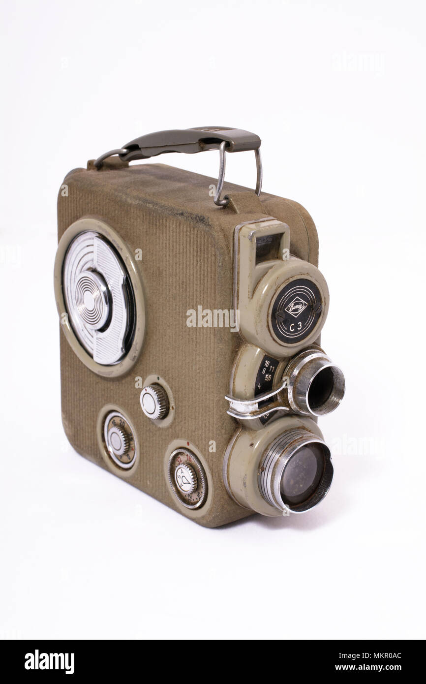 Un vintage tedesco-realizzato Eumig 8mm wind-up movie camera, per il dilettante home movie maker Foto Stock