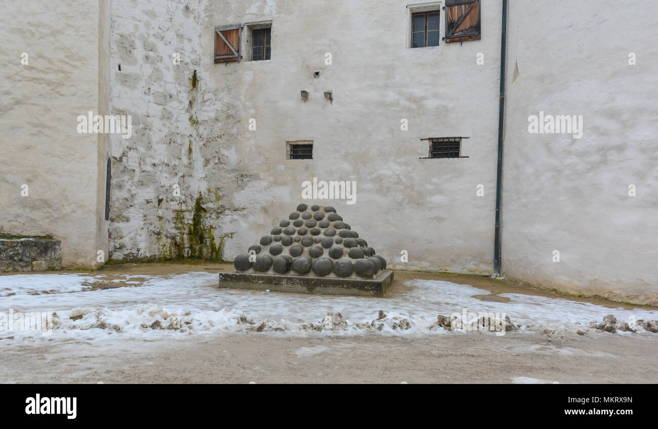 Scultura roccioso nel bellissimo castello di Salisburgo Foto Stock