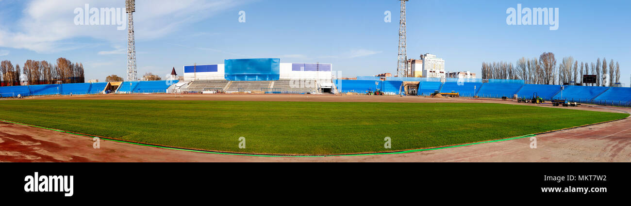 Il calcio. Campionato del Mondo 2018. Panorama della formazione stadium della città di Togliatti, regione di Samara. Maggio del 2018. Inizio del prato Posa. Egli Foto Stock