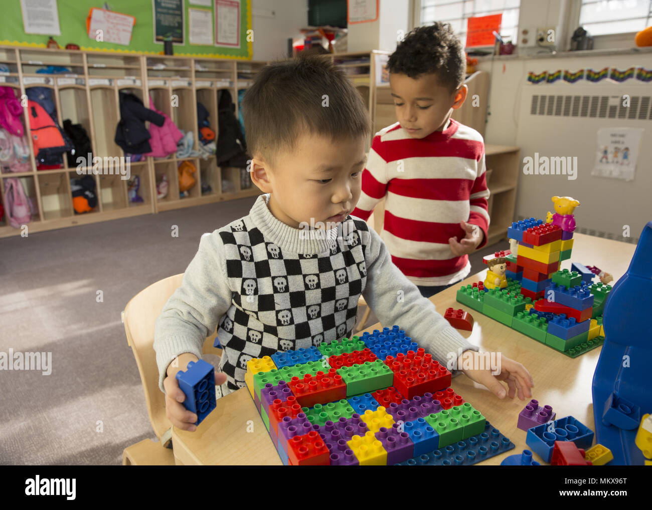 Lower East Side multi etnico scuola materna a Manhattan, New York City. Foto Stock