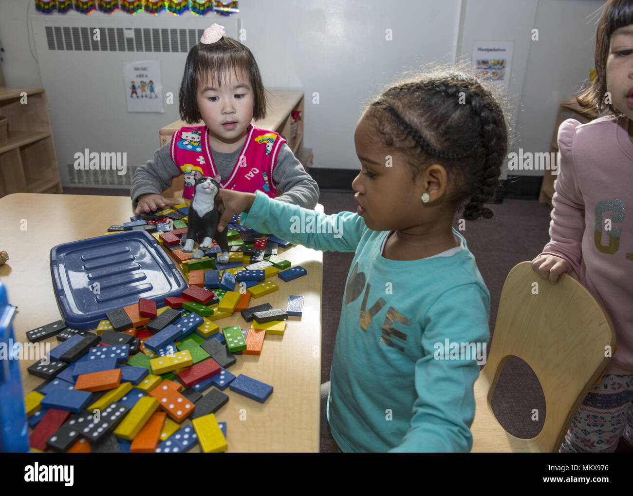 Lower East Side multi etnico scuola materna a Manhattan, New York City. Foto Stock