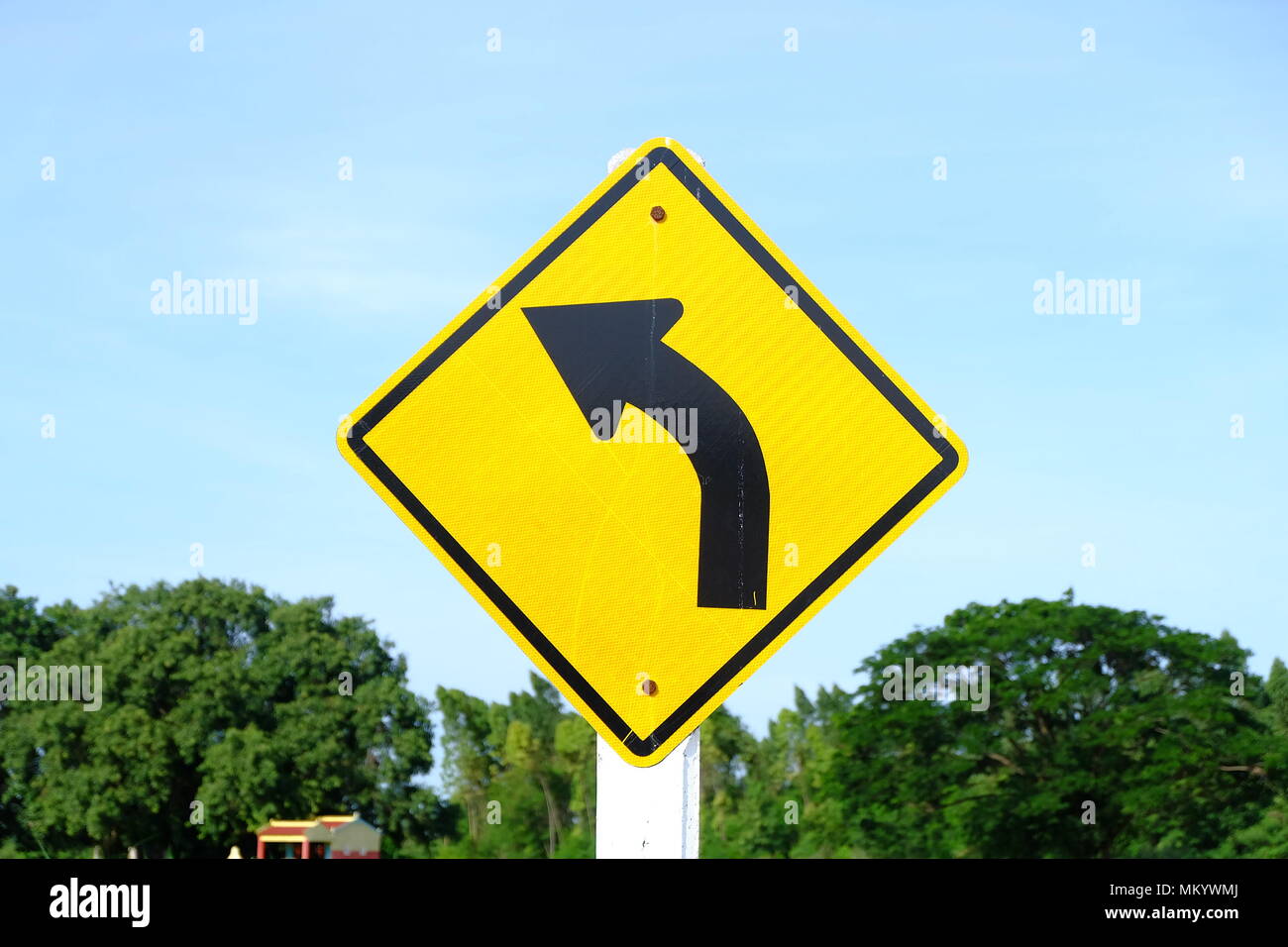 A sinistra freccia curva traffico di simbolo Foto Stock