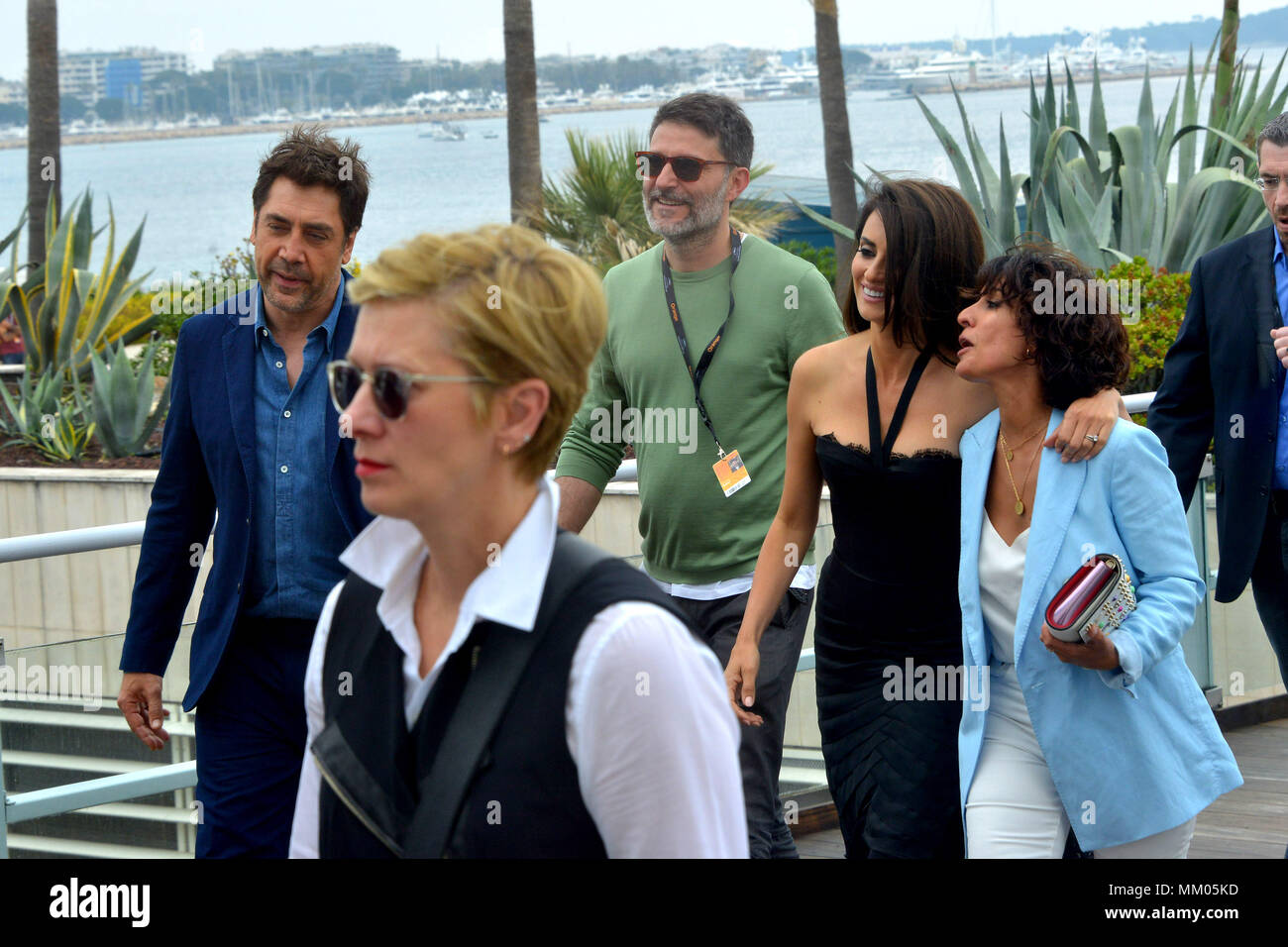 Settantunesima Cannes Film Festival 2018, celebrità sightseeing. Penelope Cruz, Javier Bardem lascia il photocall. Foto Stock