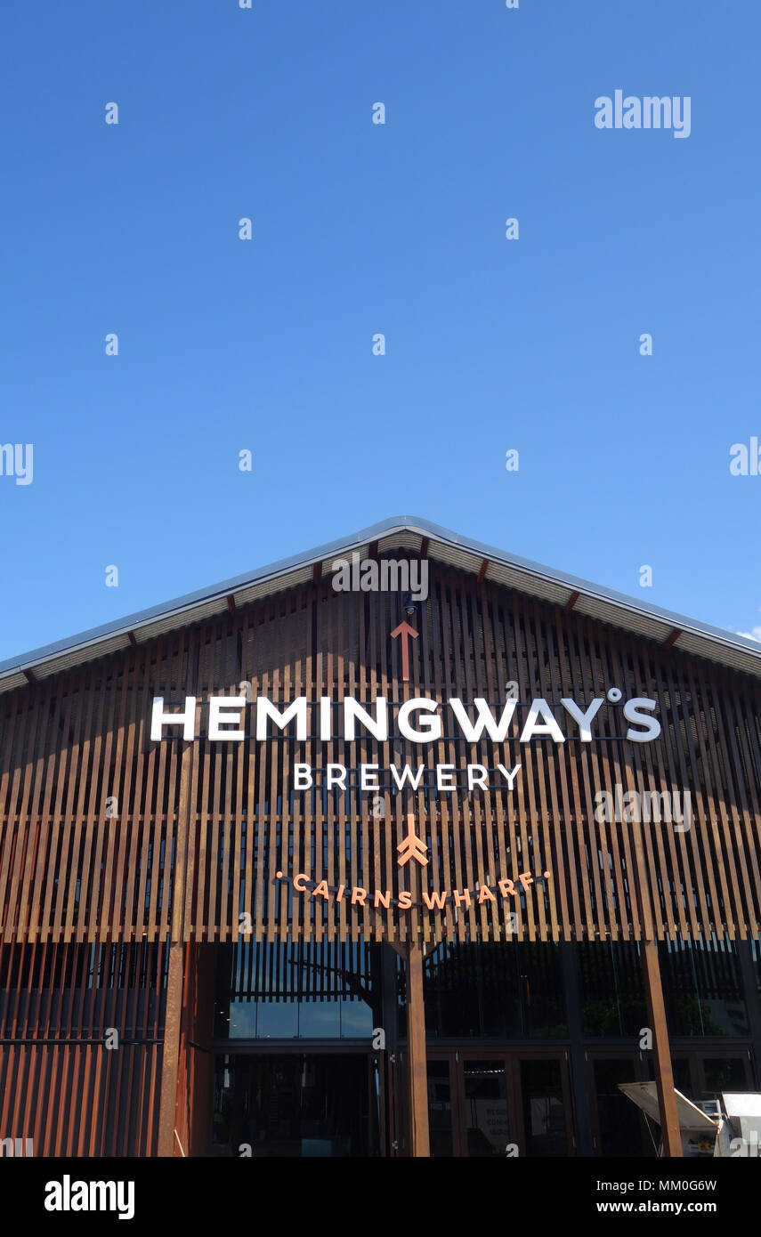 Hemingway's Brewery sul pontile di Cairns, Cairns, Queensland, Australia. N. PR Foto Stock