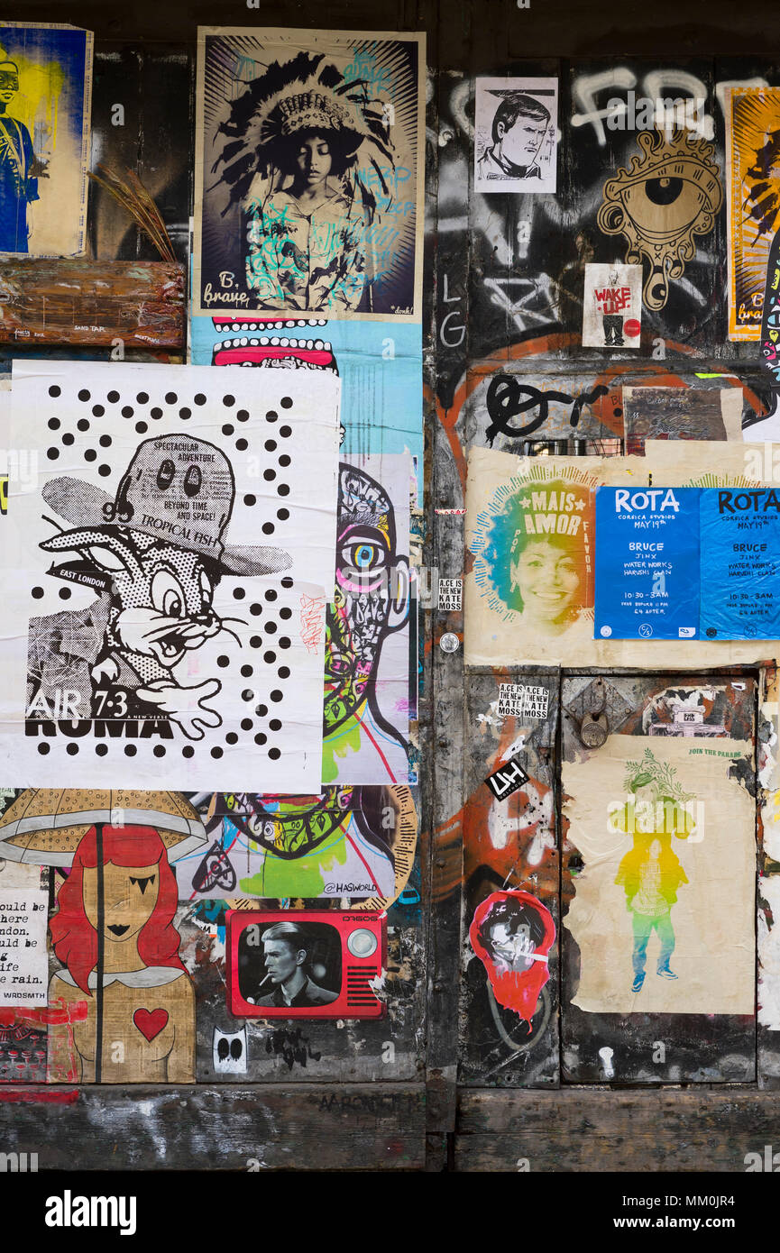 Arte di strada e poster, Hanbury Street, Londra, E1 Foto Stock