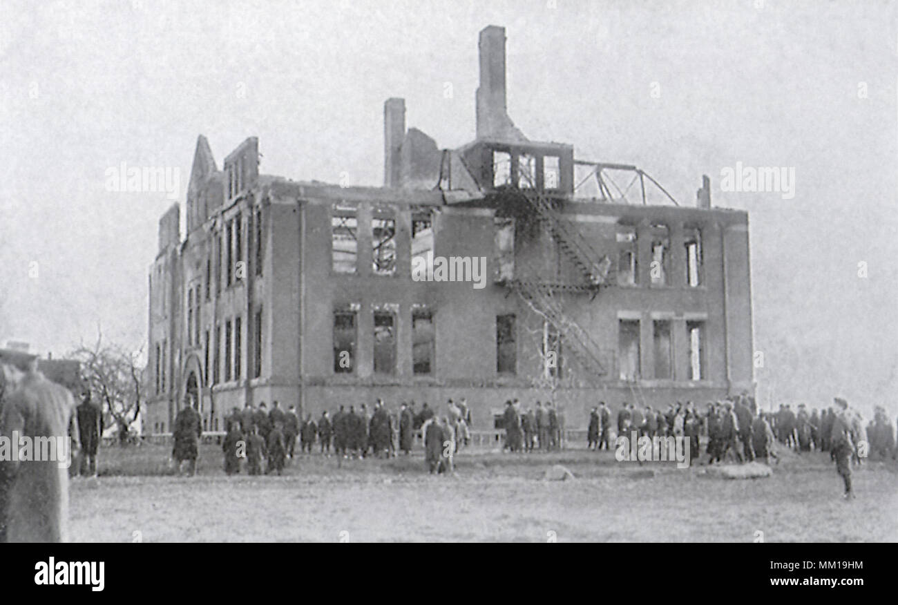 Scuola di Collinwood dopo l'incendio. Cleveland. 1908 Foto Stock