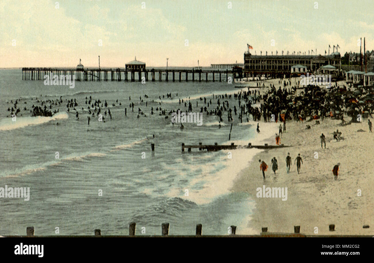 La spiaggia e il molo di pesca. Asbury Park. 1913 Foto Stock