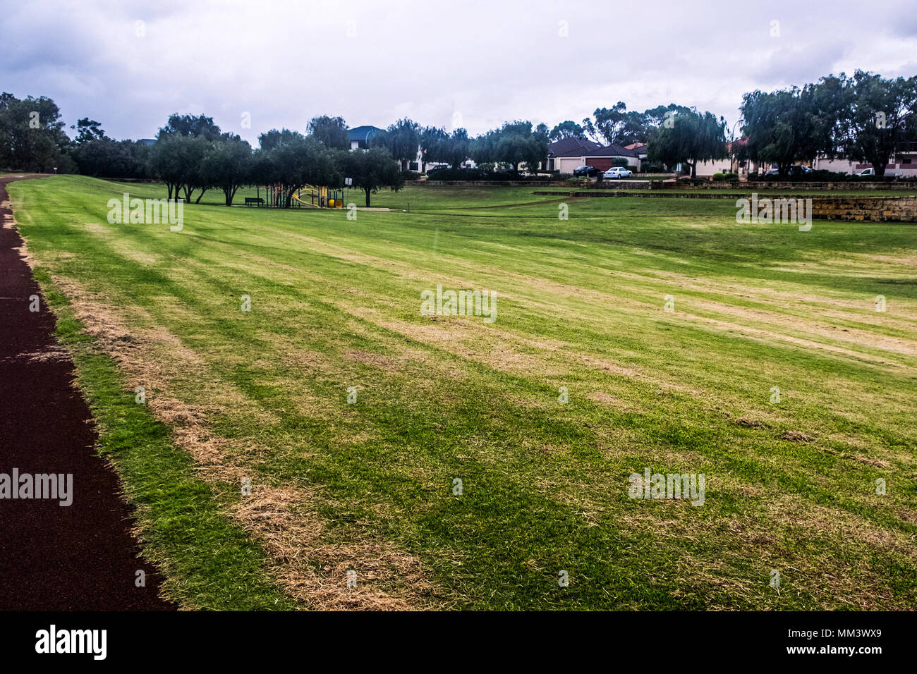 Parco giochi nel campo Foto Stock